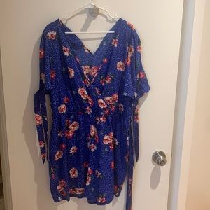 Short sleeve romper